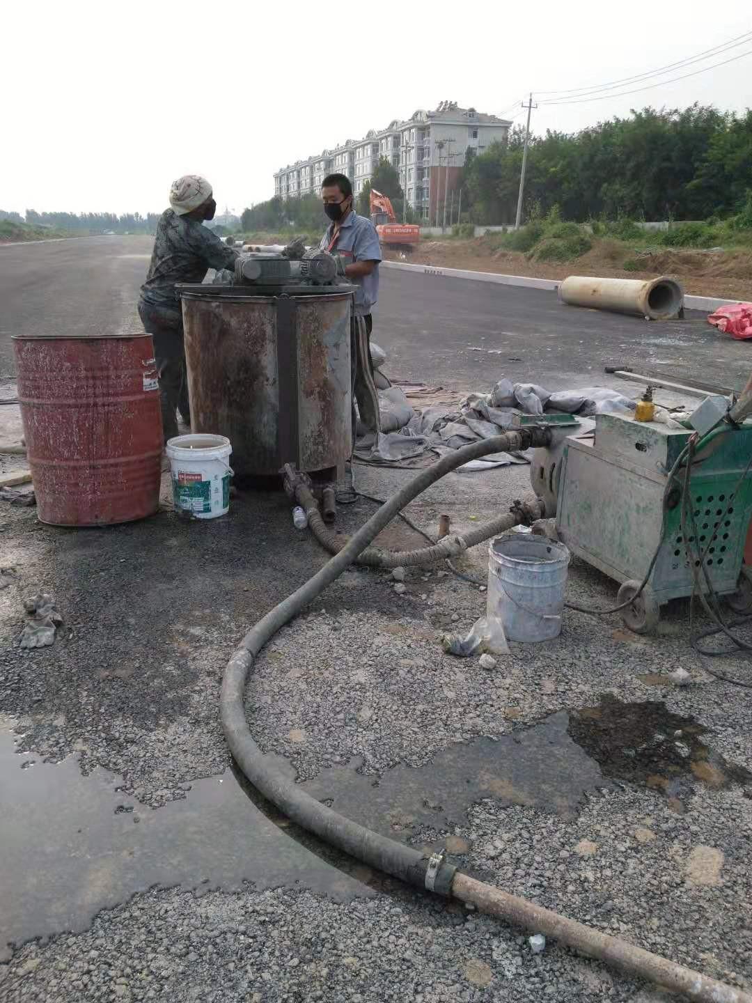 小板镇进行地基基础加固的原因和方法都有哪些呢？